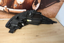 Laden Sie das Bild in den Galerie-Viewer, Frontscheinwerfer Kia Sportage IV 92101-F1110 Xenon Rechts oder Links SCH1947868654jy