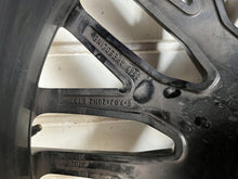 Load image into Gallery viewer, 1x Alufelge 20 Zoll 9.0" 5x112 33ET Glanz Silber 4M0601025Q Audi Q7 Rim Wheel FEL9268719412ip