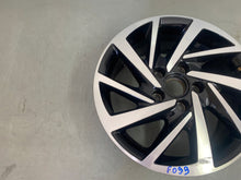 Load image into Gallery viewer, 1x Alufelge 16 Zoll 6.5" 5x112 46ET Glanz Silber 5G0601025 Ds Golf Vii Rim Wheel FEL9039014773dm