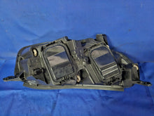 Load image into Gallery viewer, Frontscheinwerfer Peugeot Expert 9808572680 Links Scheinwerfer Headlight SCH6163593190lv