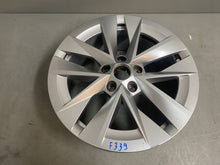 Laden Sie das Bild in den Galerie-Viewer, 1x Alufelge 17 Zoll 7.0&quot; 5x112 46ET 5E3601025E Skoda Octavia Iv Rim Wheel