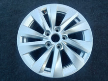 Load image into Gallery viewer, 1x Alufelge 16 Zoll 7.0" 5x112 48ET Glanz Silber 5E3601025BA Skoda Octavia Iv FEL2890814438bh