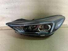 Laden Sie das Bild in den Galerie-Viewer, Frontscheinwerfer Hyundai Tucson 92101D7600 Links Scheinwerfer Headlight