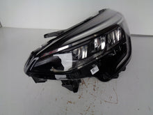 Laden Sie das Bild in den Galerie-Viewer, Frontscheinwerfer Renault Clio V 260600901R Full LED Links Headlight