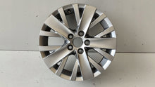 Load image into Gallery viewer, 1x Alufelge 15 Zoll 6.0&quot; 5x112 6R0601025 VW Polo Rim Wheel