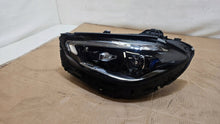 Laden Sie das Bild in den Galerie-Viewer, Frontscheinwerfer Mercedes-Benz W206 A2069065304 Links Scheinwerfer Headlight SCH3692947785vy