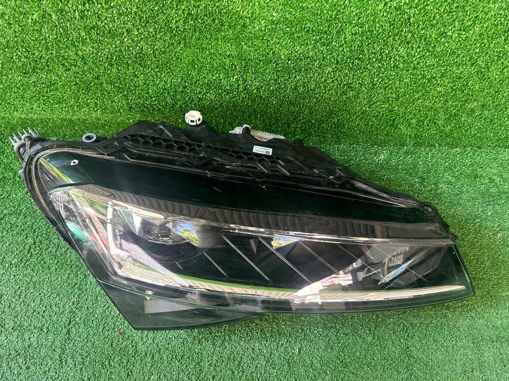 Frontscheinwerfer Skoda Superb III 3V1941016D Rechts Scheinwerfer Headlight