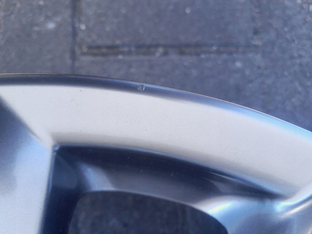 1x Alufelge 17 Zoll 6.5" 5x114.3 52 5ET Glanz Silber 9965296570 Mazda Rim Wheel FEL7004766754ue