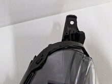 Laden Sie das Bild in den Galerie-Viewer, Frontscheinwerfer Peugeot 108 90144088 81150-0H150 Ein Stück (Rechts oder Links)