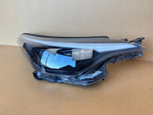 Laden Sie das Bild in den Galerie-Viewer, Frontscheinwerfer Toyota Chr 81110-YP281-00 Full LED Rechts Headlight SCH9868874335qc