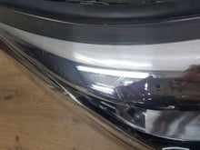 Laden Sie das Bild in den Galerie-Viewer, Frontscheinwerfer Toyota C-Hr 81110F4180 Rechts Scheinwerfer Headlight SCH5657569731jx