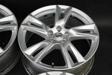 Laden Sie das Bild in den Galerie-Viewer, 4x Alufelge 18 Zoll 7.5" 5x108 50 5ET Glanz Silber 31362866 Volvo I Rim Wheel FEL2909024550vk