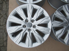 Laden Sie das Bild in den Galerie-Viewer, 4x Alufelge 18 Zoll 7.5" 5x112 39ET Glanz Silber 8W0071498 Audi Rim Wheel FEL6318668900tu