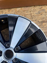 Load image into Gallery viewer, 1x Alufelge 18 Zoll 5C0601025AK VW Beetle Rim Wheel FEL3815231148sy
