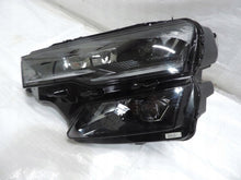 Laden Sie das Bild in den Galerie-Viewer, Frontscheinwerfer Skoda Karoq 57B941035 Links Scheinwerfer Headlight SCH9265640749el