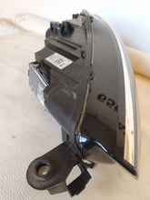 Laden Sie das Bild in den Galerie-Viewer, Frontscheinwerfer Skoda Scala 657941015A Links Scheinwerfer Headlight SCH6575415638ol