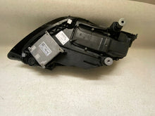 Laden Sie das Bild in den Galerie-Viewer, Frontscheinwerfer Porsche Cayenne 9Y0941033AK 1EX01848340 LED Rechts Headlight SCH6718451125sc