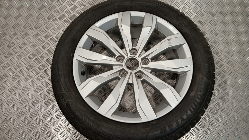 1x Alufelge 17 Zoll 7.0" 5x112 45ET Glanz Silber 2GA601025A VW T-Roc Rim Wheel FEL3708623270fk