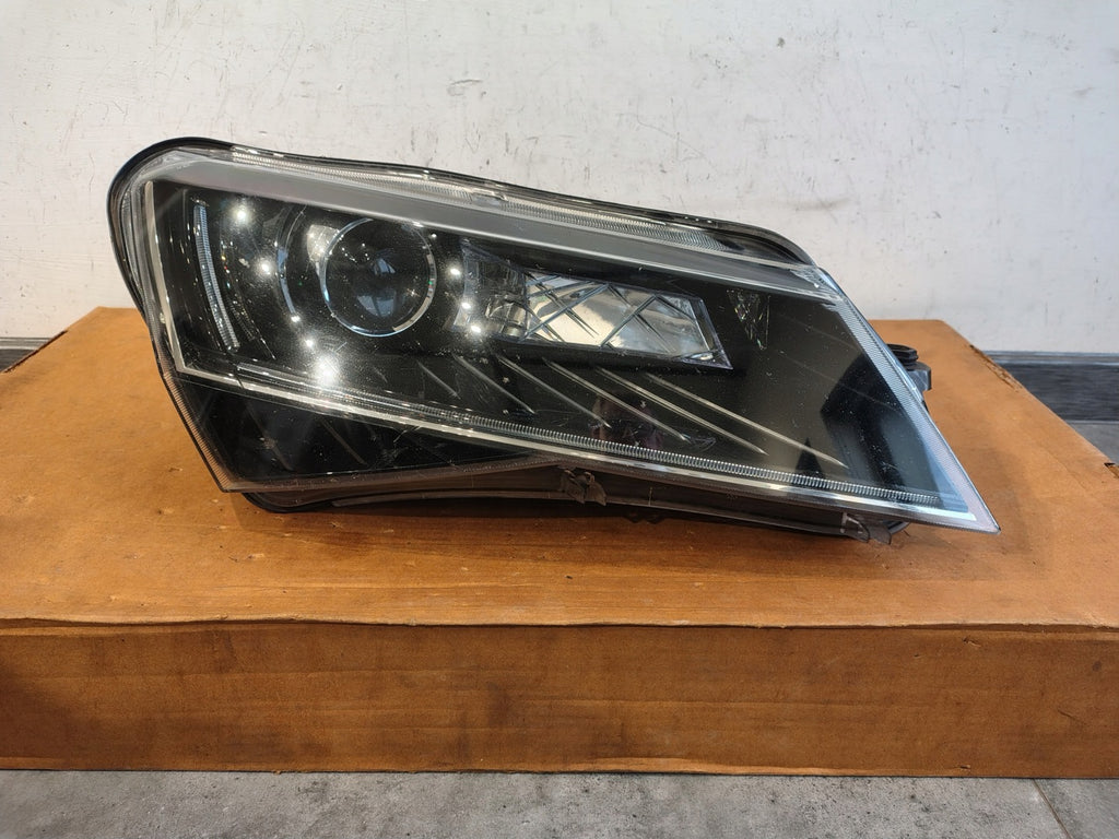 Frontscheinwerfer Skoda Superb I 3V1941016B Rechts Scheinwerfer Headlight SCH7221573889xz