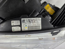 Laden Sie das Bild in den Galerie-Viewer, Frontscheinwerfer Mercedes-Benz X204 W204 2048205361 Links Headlight SCH2132644157vs