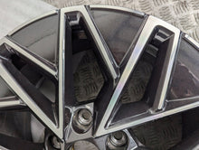 Laden Sie das Bild in den Galerie-Viewer, 1x Alufelge 17 Zoll 7.0" 5x112 46ET 5E3601025C Skoda Octavia Iv Rim Wheel FEL3542180658yu