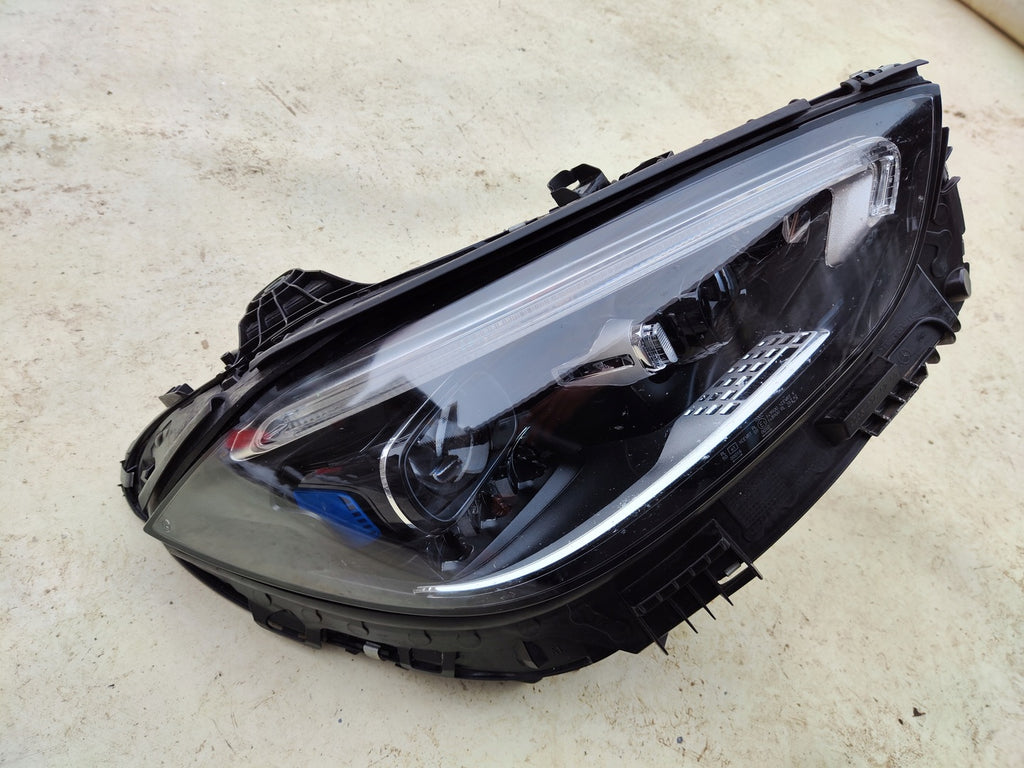 Frontscheinwerfer Mercedes-Benz W206 A2069063003 Ein Stück (Rechts oder Links) SCH2403009204jz