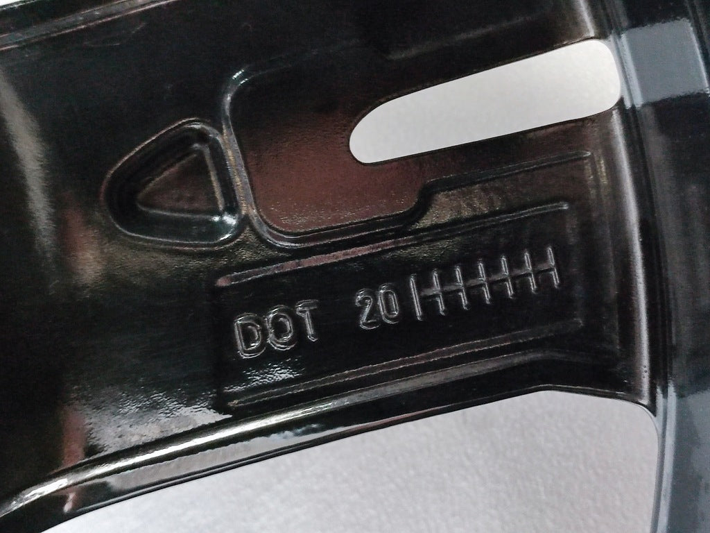 1x Alufelge 19 Zoll 8.0" 5x112 39ET Glanz Schwarz 4K0071499 Audi A6 C8 Rim Wheel FEL2430933329ok