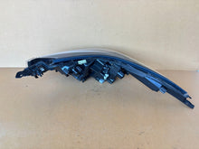 Laden Sie das Bild in den Galerie-Viewer, Frontscheinwerfer Toyota Chr 81110-YP280-00 Full LED Rechts Headlight SCH3311673861qx