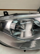 Laden Sie das Bild in den Galerie-Viewer, Frontscheinwerfer Mercedes-Benz Sprinter A9109060100 Rechts Headlight