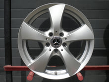 Load image into Gallery viewer, 4x Alufelge 17 Zoll 7.5" 5x112 45ET Glanz Silber 75745112566 Mercedes-Benz W205 FEL1746901339fj