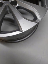 Laden Sie das Bild in den Galerie-Viewer, 1x Alufelge 16 Zoll 6.5&quot; 4x100 44ET Glanz Silber 403005287 Renault Megane Clio