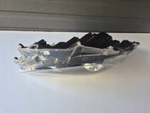 Load image into Gallery viewer, Frontscheinwerfer Toyota 4 Yaris Rechts Scheinwerfer Headlight