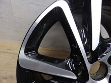 Laden Sie das Bild in den Galerie-Viewer, 1x Alufelge 17 Zoll 9813883177 Citroën C4 Picasso I Rim Wheel FEL8311321886dd