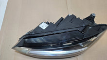 Laden Sie das Bild in den Galerie-Viewer, Frontscheinwerfer VW Touran 5TB941005C Links Scheinwerfer Headlight