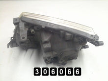 Laden Sie das Bild in den Galerie-Viewer, Frontscheinwerfer Toyota Hiace I Rechts Scheinwerfer Headlight SCH9822295740qb