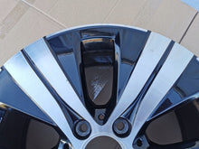 Load image into Gallery viewer, 1x Alufelge 17 Zoll 7.0" 5x112 44 5ET A2064014100 Mercedes-Benz W206 Rim Wheel FEL7679631400xz