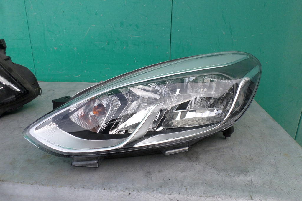 Frontscheinwerfer Ford Fiesta L1BB-13E015-AD Links Scheinwerfer Headlight