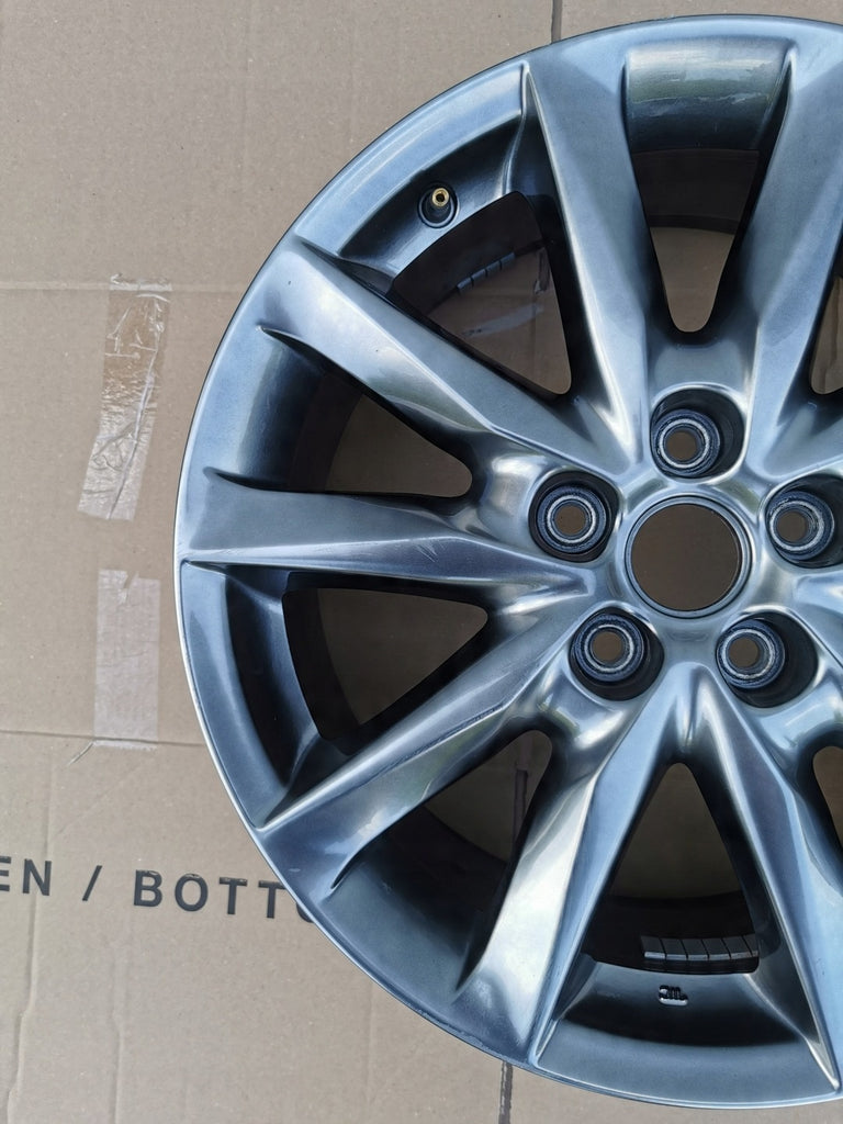 1x Alufelge 18 Zoll 7.0" 5x114.3 50ET Matt Silber 9965337080 Mazda Cx-3