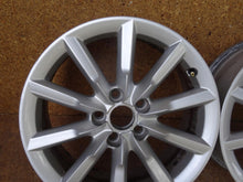 Laden Sie das Bild in den Galerie-Viewer, 4x Alufelge 17 Zoll 7.0" 5x112 8U0601025S Audi Q3 Rim Wheel FEL7322115656jk
