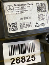 Laden Sie das Bild in den Galerie-Viewer, Frontscheinwerfer Mercedes-Benz W247 A2479064705 LED Links Headlight SCH8069787096ni