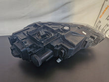 Laden Sie das Bild in den Galerie-Viewer, Frontscheinwerfer VW Polo 2G1941036K Rechts Scheinwerfer Headlight SCH5529460336pu