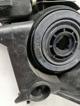 Laden Sie das Bild in den Galerie-Viewer, Frontscheinwerfer Toyota III Rechts Scheinwerfer Headlight SCH1269915702mg