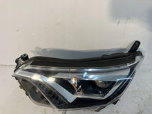 Laden Sie das Bild in den Galerie-Viewer, Frontscheinwerfer Toyota IV Full LED Links Scheinwerfer Headlight SCH6917431649ss