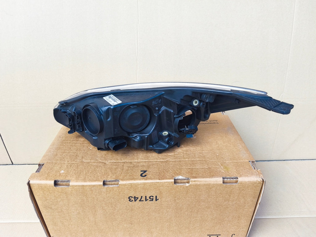 Frontscheinwerfer Ford Focus III BM51-13W029-AK Rechts Scheinwerfer Headlight SCH5230495188ka