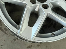 Laden Sie das Bild in den Galerie-Viewer, 1x Alufelge 17 Zoll 7.5" 5x112 38ET 8W0601025D Audi A4 B9 Rim Wheel FEL8605802741co