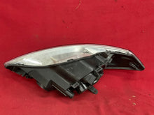 Laden Sie das Bild in den Galerie-Viewer, Frontscheinwerfer Ford Mondeo BS71-13W030-AF BS71-13W029-AF Links Headlight SCH4011085833ez