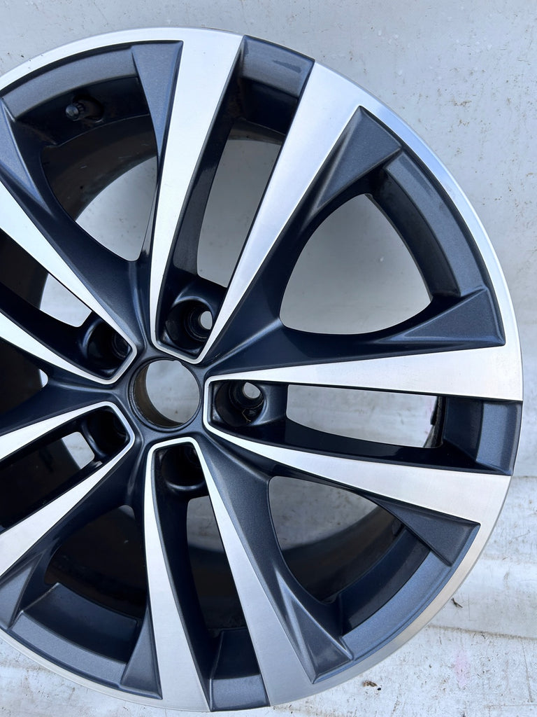 1x Alufelge 18 Zoll 7.5" 5x114.3 39ET 403006881R Mg Espace Rim Wheel