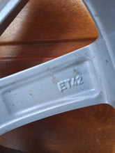 Load image into Gallery viewer, 1x Alufelge 16 Zoll 6.5" 5x112 42ET Glanz Silber 3G0071496B VW Passat Golf I FEL2480701970xq
