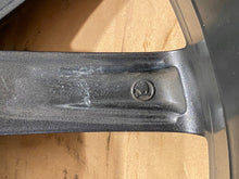 Load image into Gallery viewer, 1x Alufelge 19 Zoll 8.0" 5x112 44ET 3V0601025AP Skoda Superb Iii Rim Wheel FEL2643073712lw