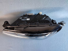 Laden Sie das Bild in den Galerie-Viewer, Frontscheinwerfer Skoda Superb III 3V1941015D LED Links Scheinwerfer Headlight